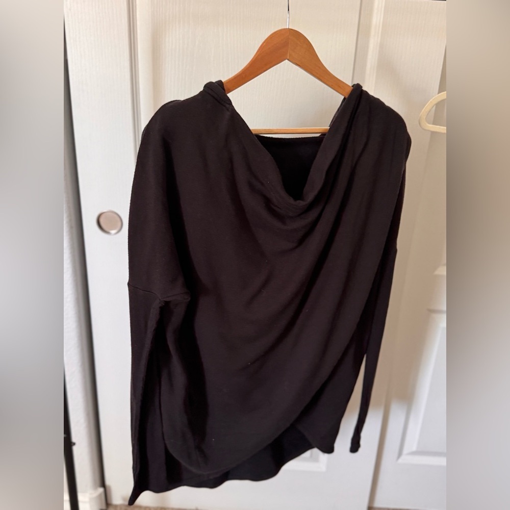 ATHLETA Purana Wrap Sweatshirt Size S